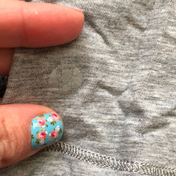 Lululemon tank - Picture 2 of 3